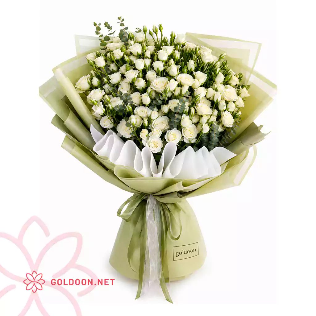 خرید دسته گل کد 011 با گل رز مینیاتوری سفید و برگ های اکالیپتوس با بسته بندی سبز زیتونی وسفید